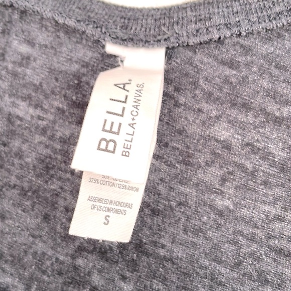 Fun summer tank!  Size small - Picture 3 of 3